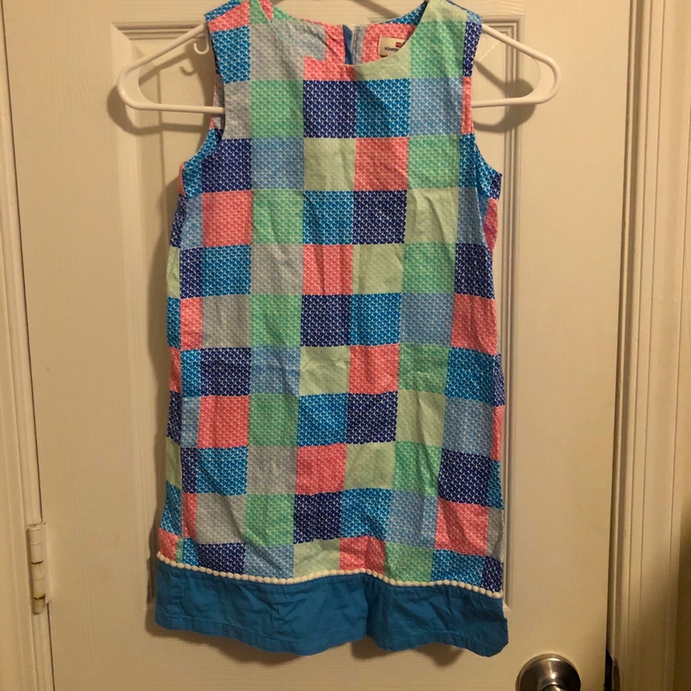 Super cute Vineyard Vines dress